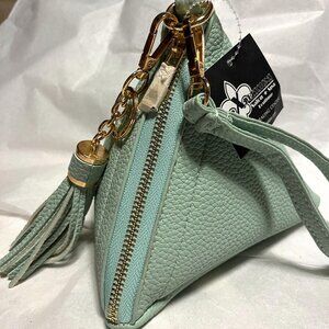 FUN mint green triangle wristlet purse with gold accents NWT